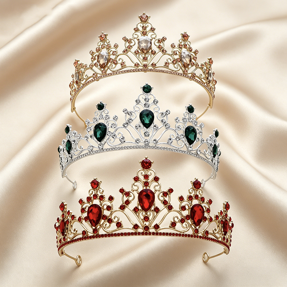 Supply Event - Vintage Baroque Sparkling Rhinestone Bridal Tiara