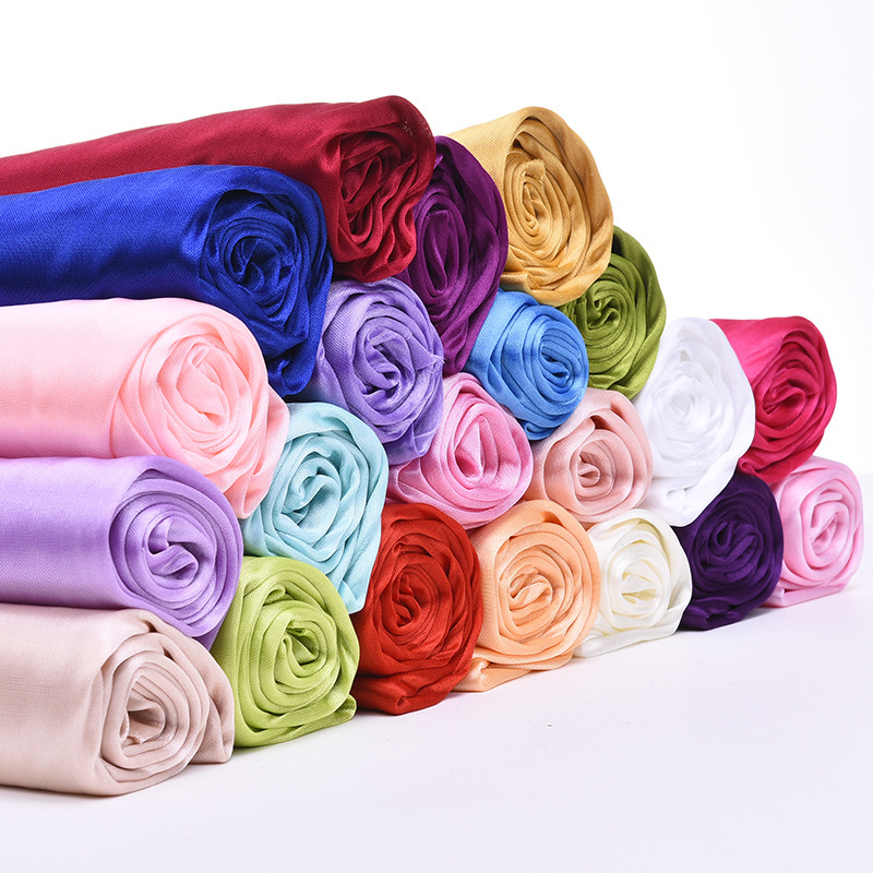 Pearlescent Ice Silk Satin Fab - Event Party บทวิจารณ์และราคา
